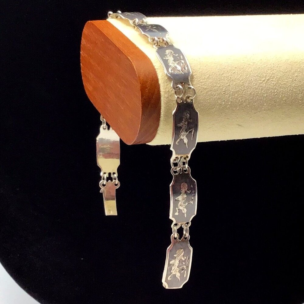 Siam Sterling Silver Vintage Bracelet 8 Grams 7”